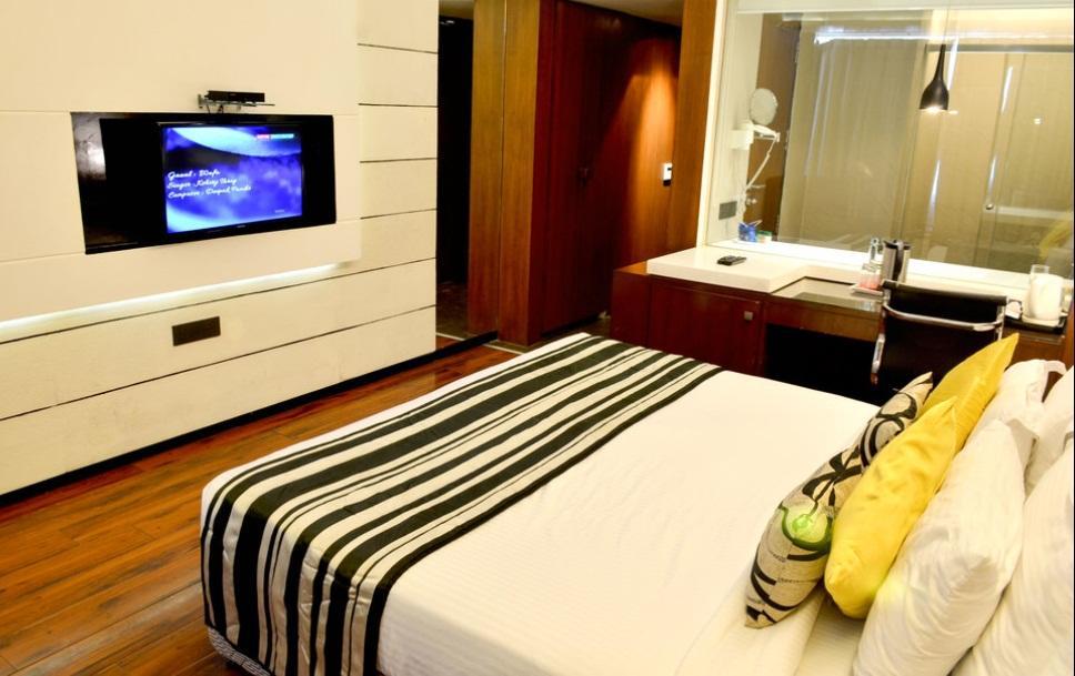 Hotel Gk International Csandígarh Kültér fotó